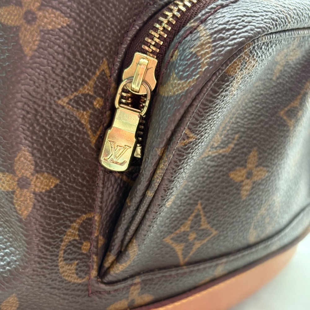 Louis Vuitton Backpack - Picture 2 of 15